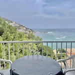 Freta דירה *